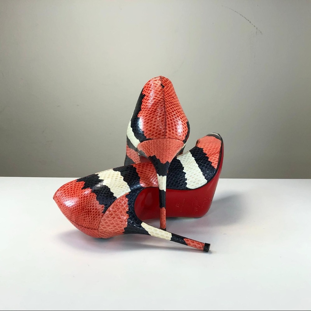 Heel - Picture 4 of 7
